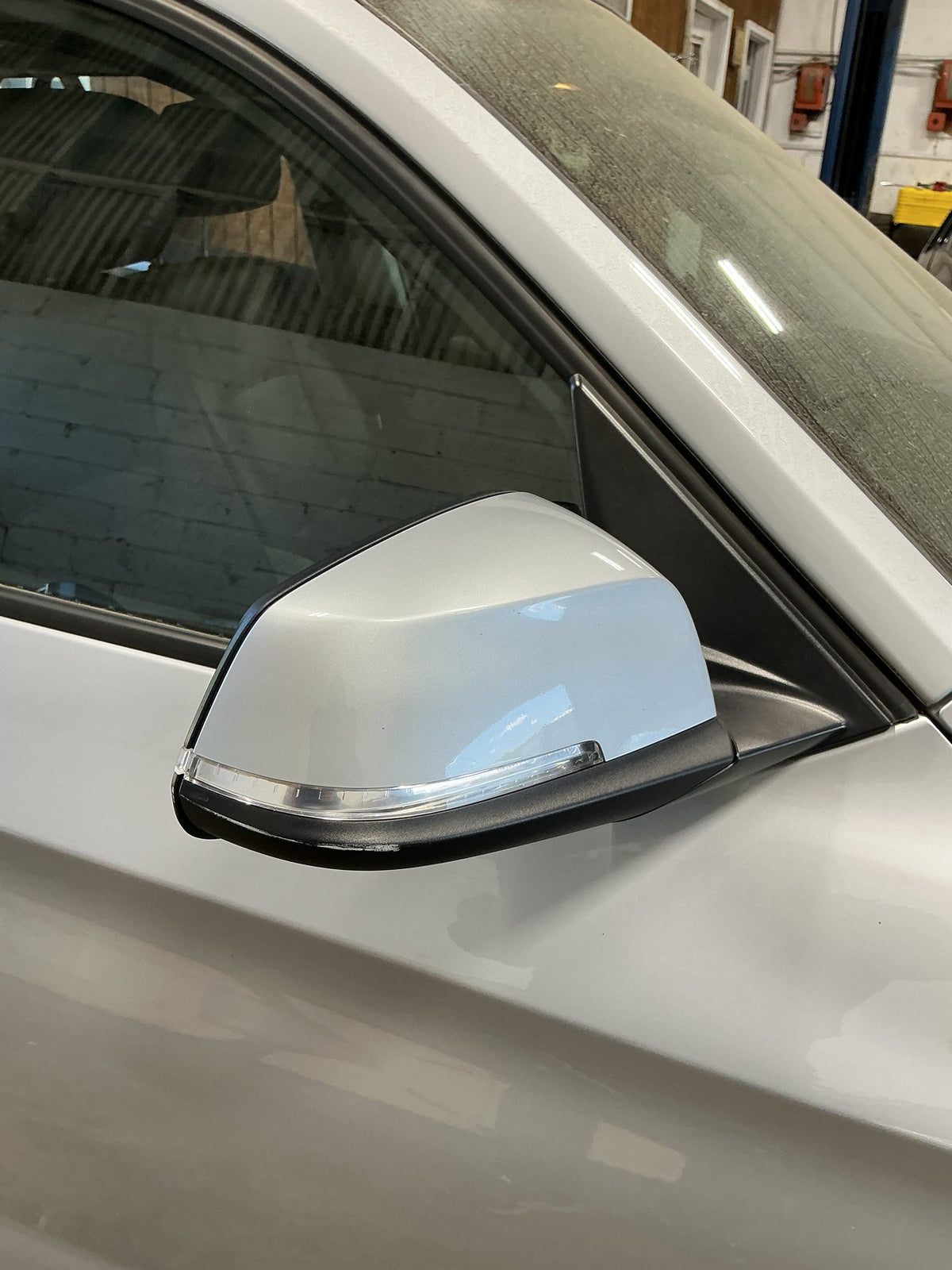 2014 BMW X1 E84 SUV Right Door Mirror E1021185 OEM
