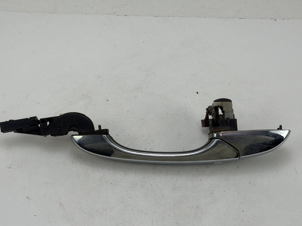 2011-2018 Jeep Grand Cherokee Right Exterior Door Handle 04589884AH OEM