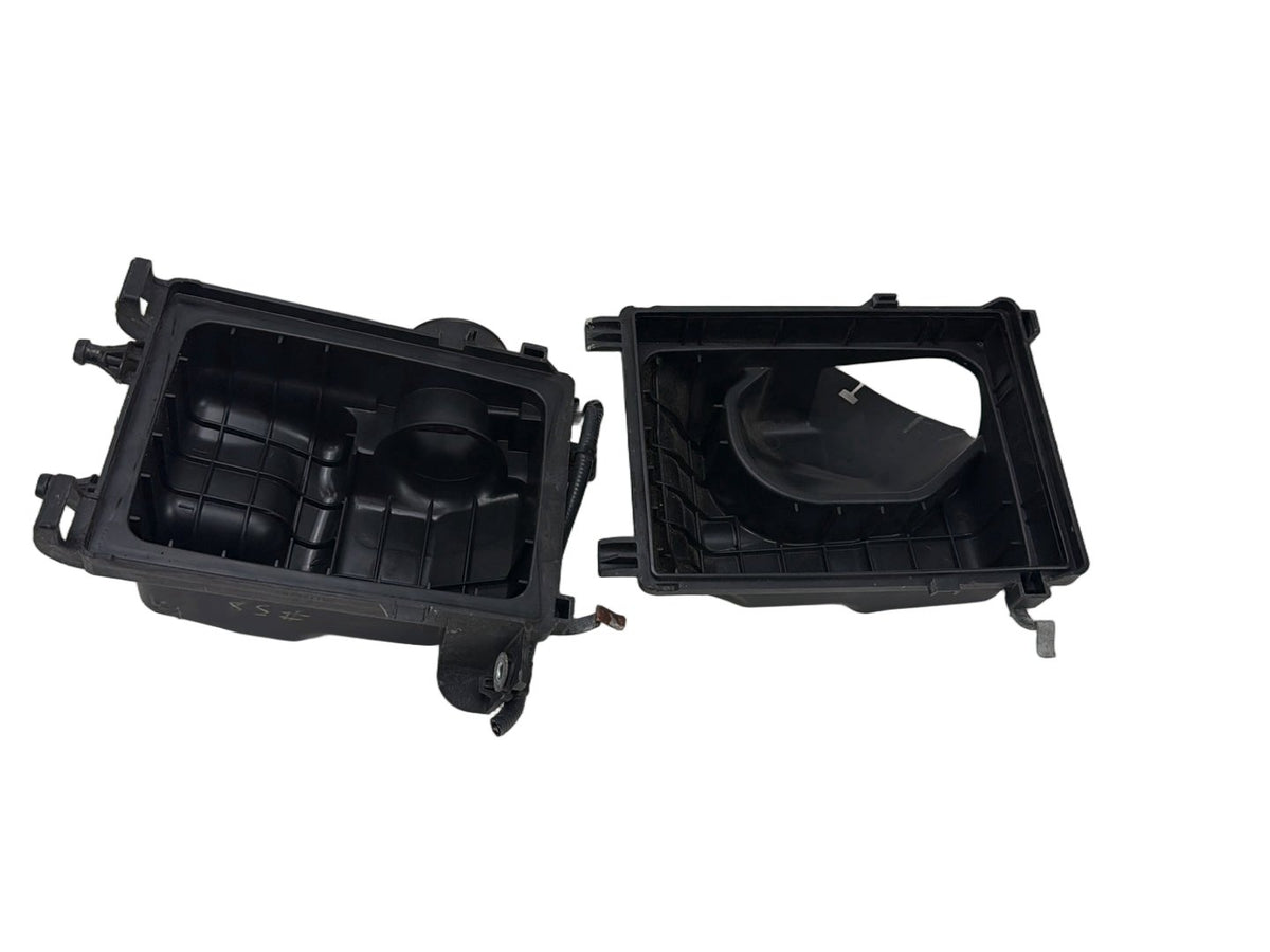 2013-2019 Nissan Sentra Air Intake Cleaner Filter Housing Box 3RC20 OEM