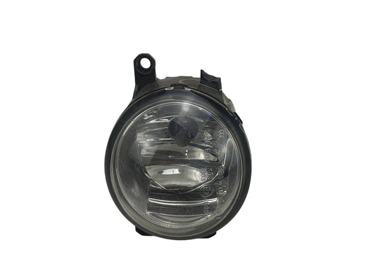 2011 - 2020 Toyota Sienna Front Right Passenger Side Fog Light 812100802000 OEM