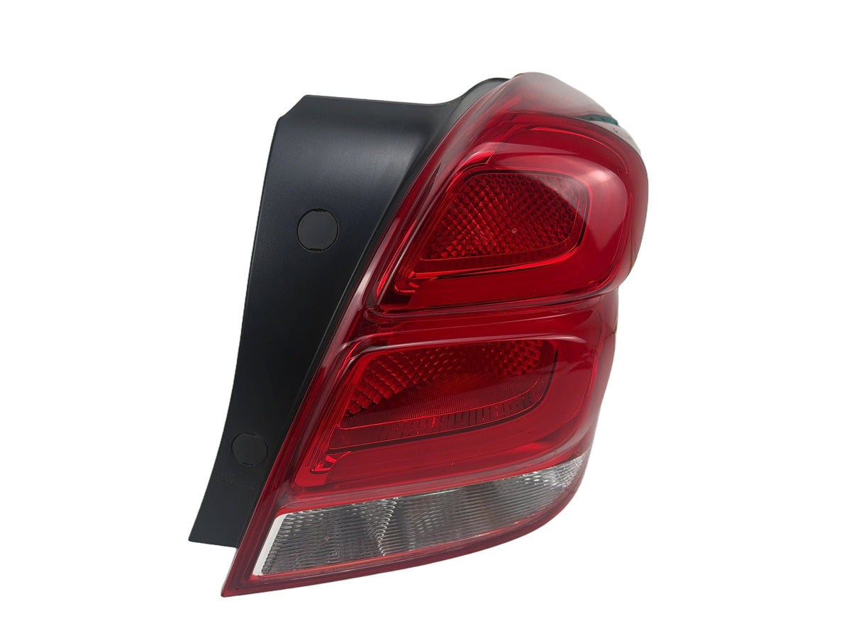 2017-2022 Chevrolet Trax Right Passenger Side Tail Light LED Opt Uge OEM