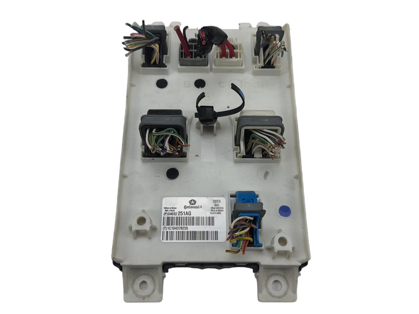 2013 Ram 1500 Body Control Module BCM Fuse Box Panel Computer 04692251AG OEM