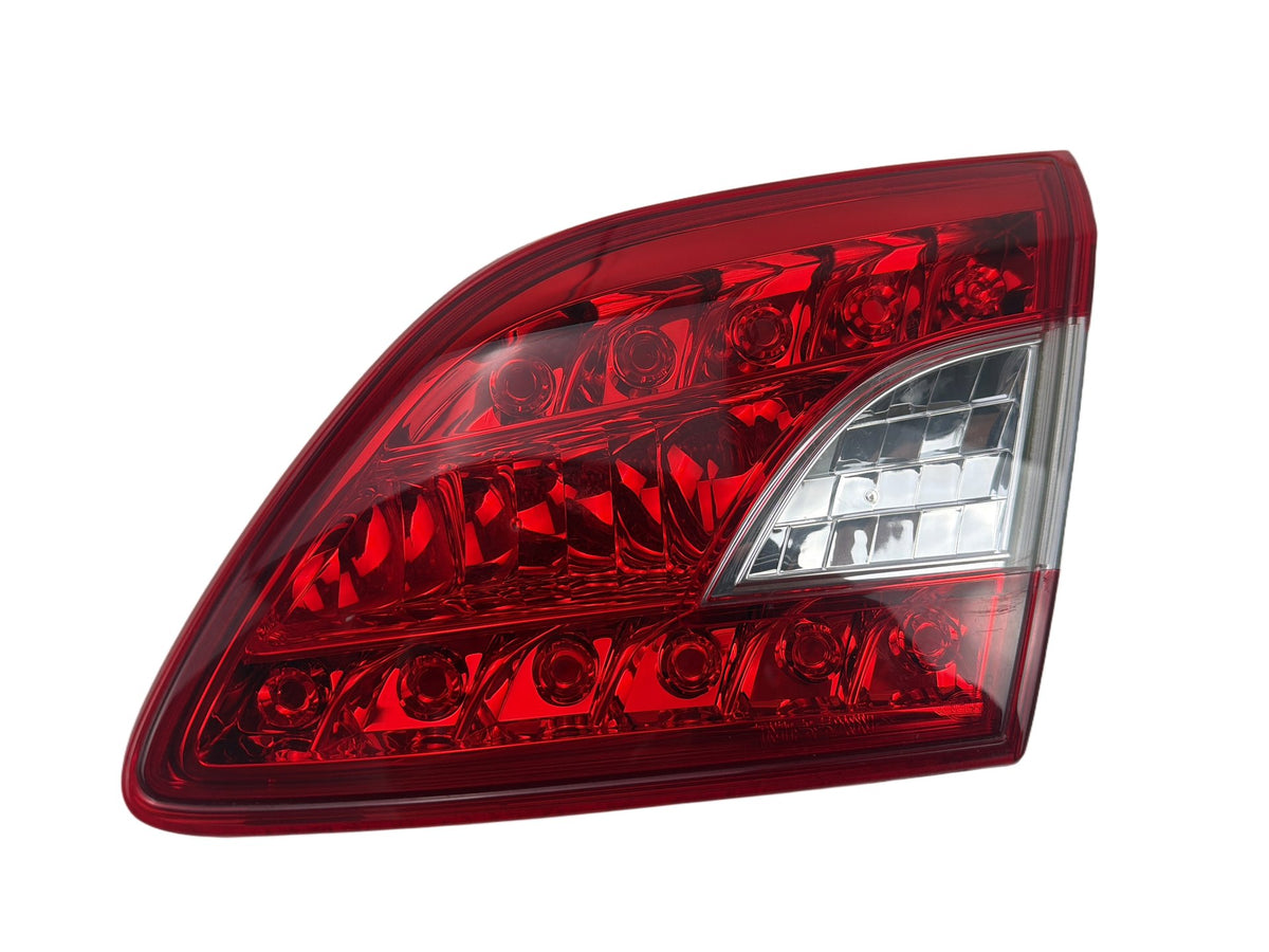 2013-2015 Nissan Sentra Right Side Inner Trunk Lid Tail Light 265503SH5A OEM