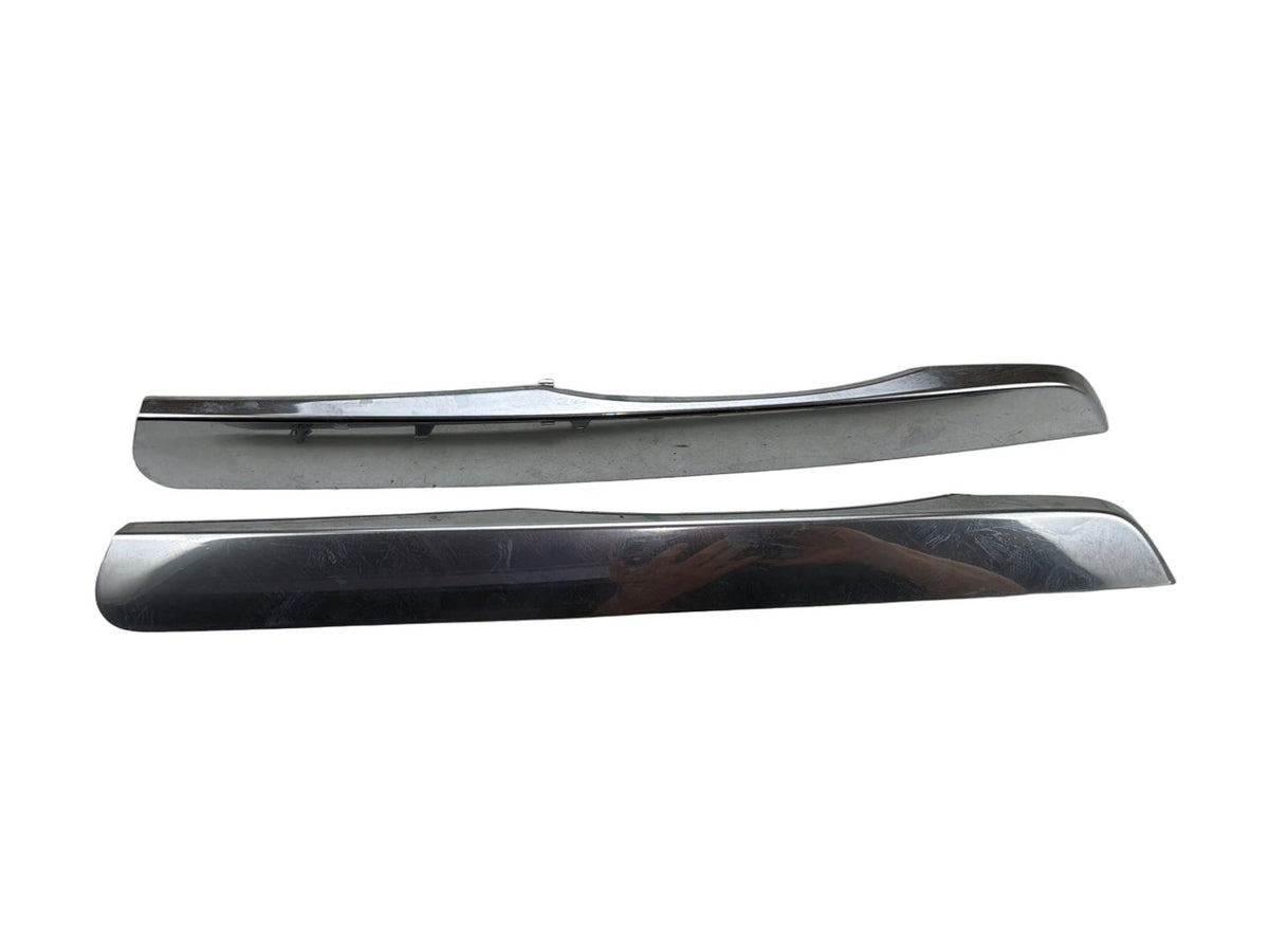 2012-2013 Land Rover Range Rover Sport Rear/Front Right Side Door Trim OEM