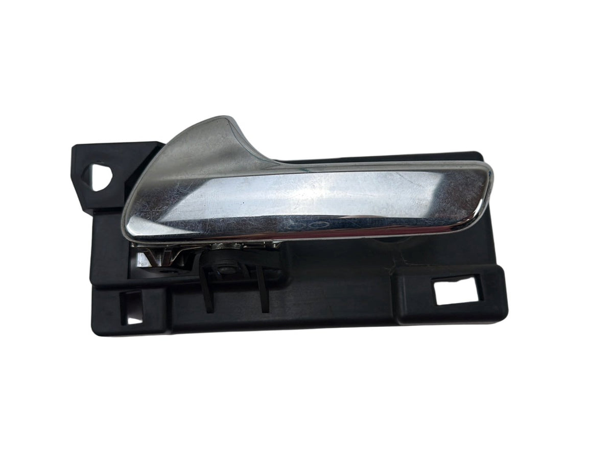 2011-2013 Dodge Durango WD - Front Left Interior Door Handle 921266 OEM