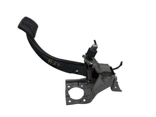 2015-2018 Kia Sedona Brake Pedal Lever Arm Assembly with Switch 32800-A9000 OEM
