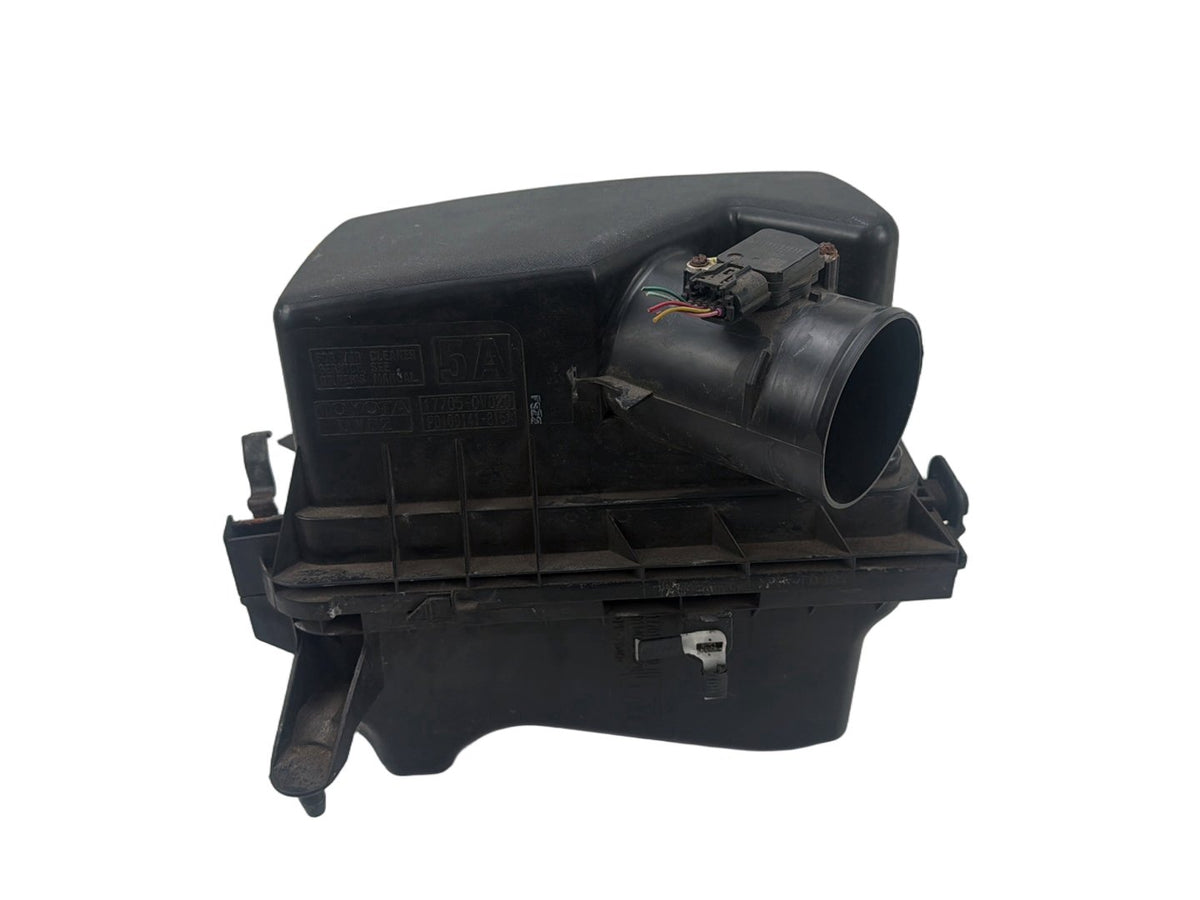 2015-2017 Toyota Camry XV50-Air Cleaner Intake Filter Housing Box 177050V020 OEM