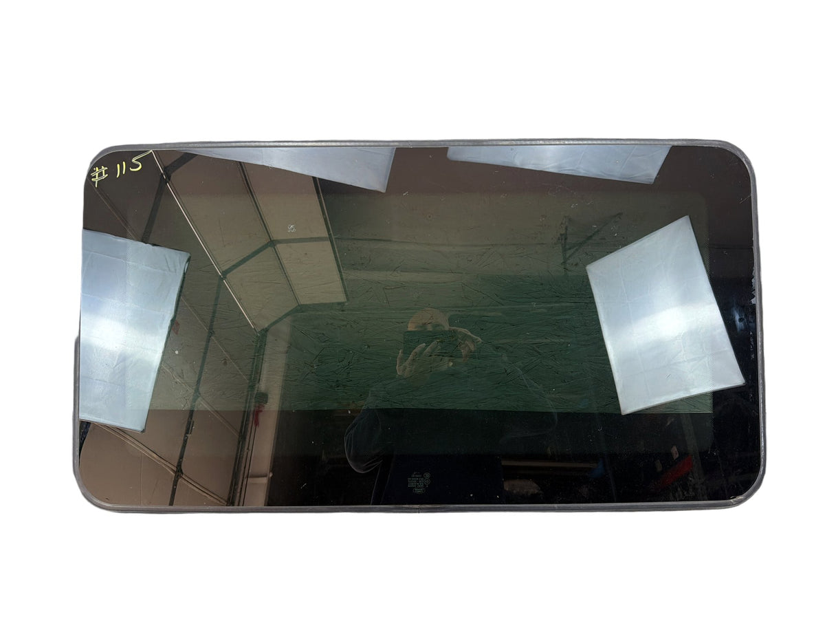 2010-2012 Land Rover Range Rover L322 Front Roof Sunroof Glass Window Panel OEM