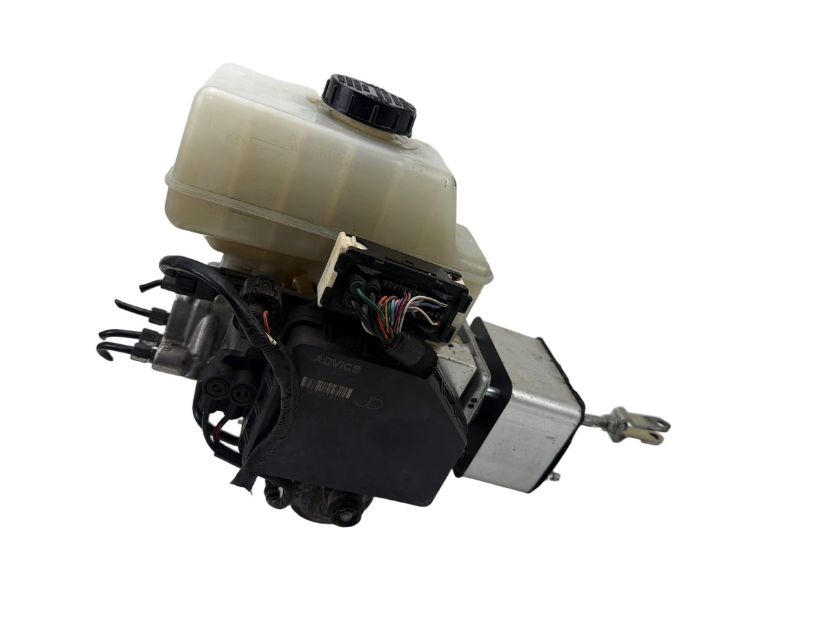 2011-2012 Infiniti QX56 Hydraulic Power Brake Booster w/ Master Cylinder OEM