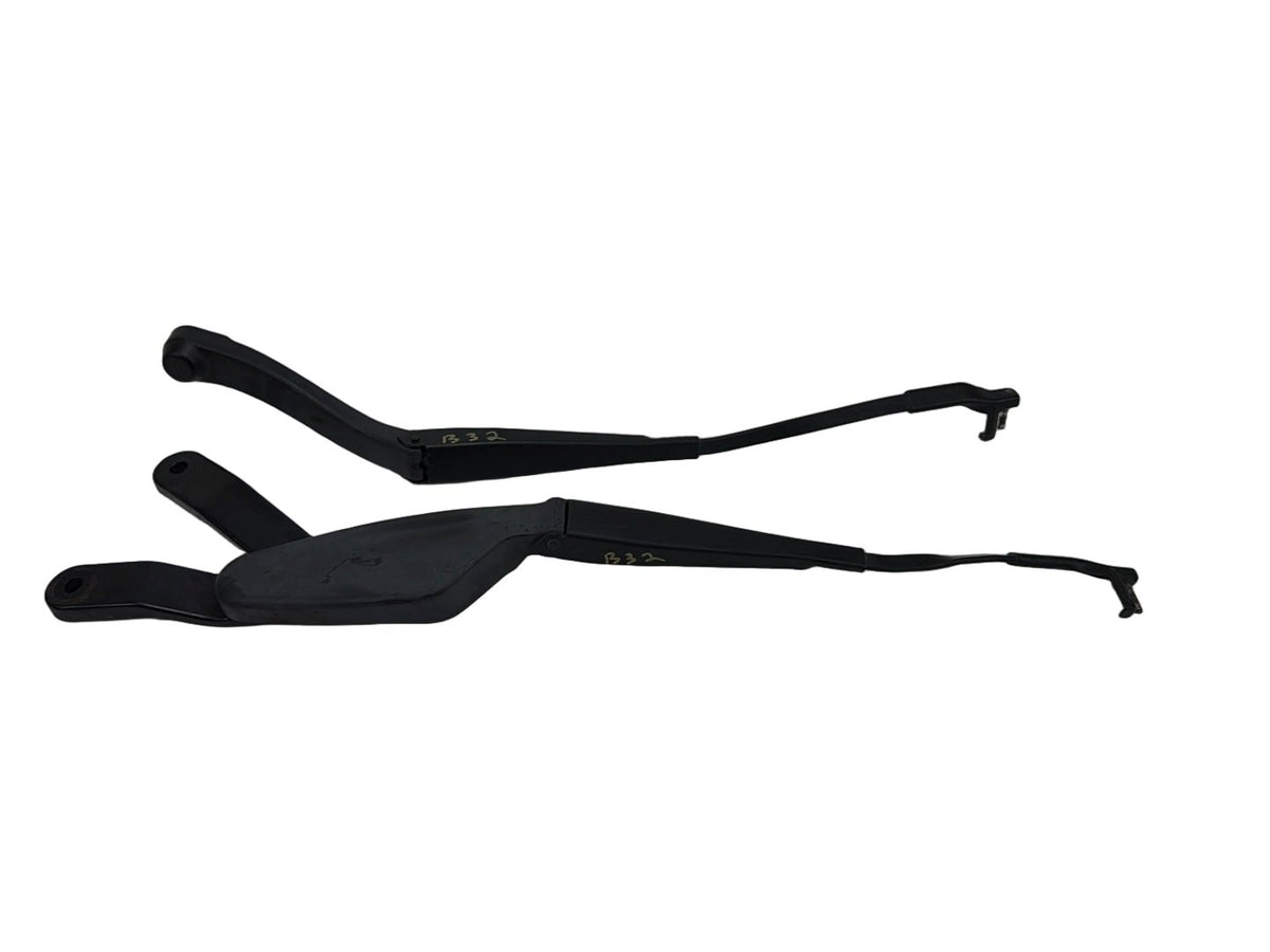 2010-2013 Mercedes-Benz E-Class Front Left and Right Side Wiper Arm Set OEM