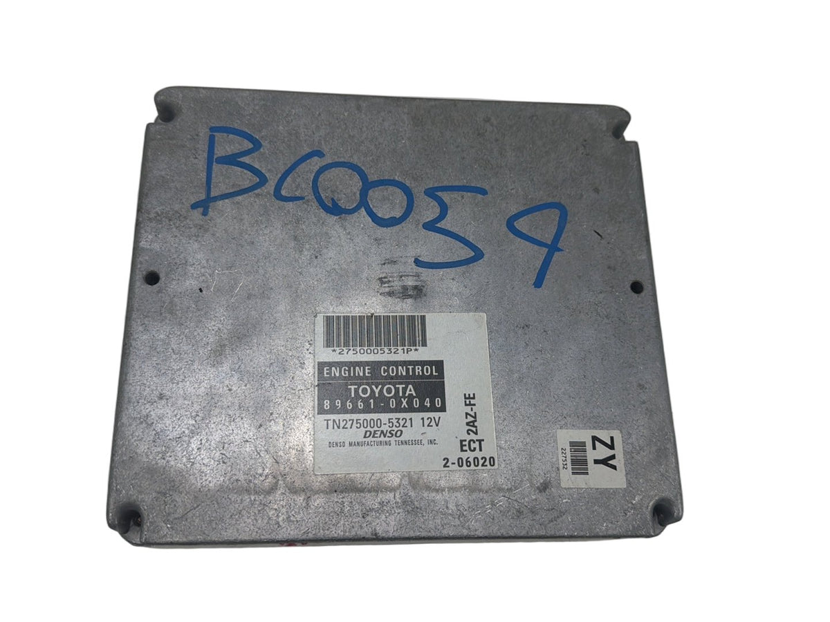 2002-2003 Toyota Camry - Engine Computer Control Module 89661-0X040 OEM