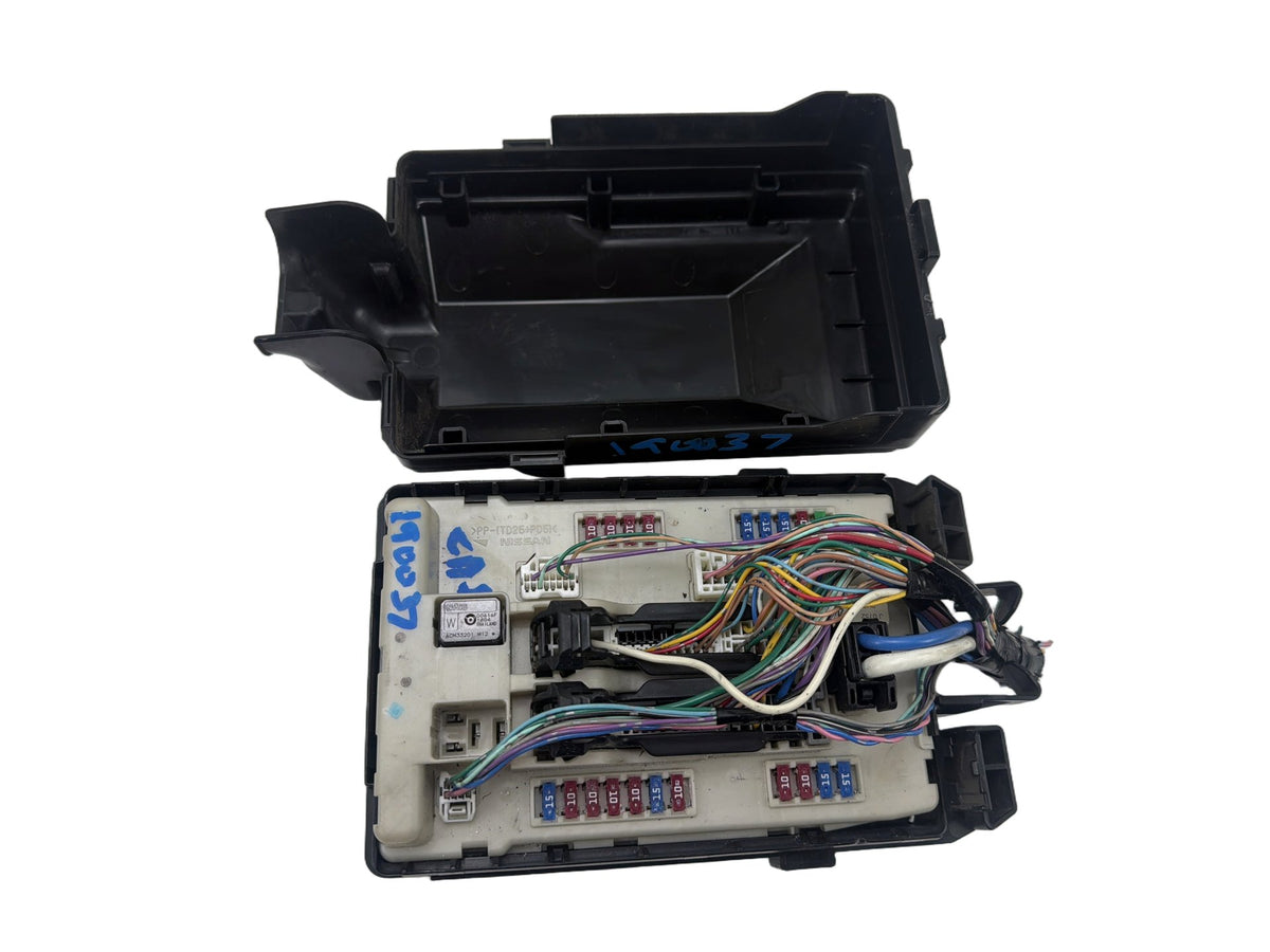 2010-2013 Infiniti G25 Fuse Box Relay Module 7154-9230-30 OEM