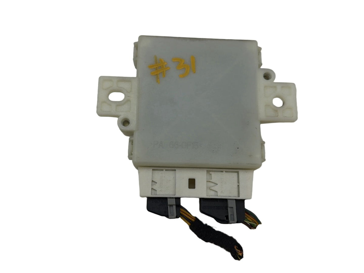 2007-2013 Mercedes-Benz S-Class W221 Parking Sensor Module A2219000804 OEM