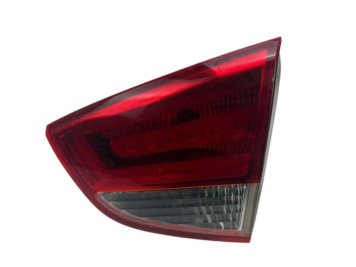 2010-2015 Hyundai Tucson Passenger Right Inner Tail Light Lamp 92406-2S02 OEM