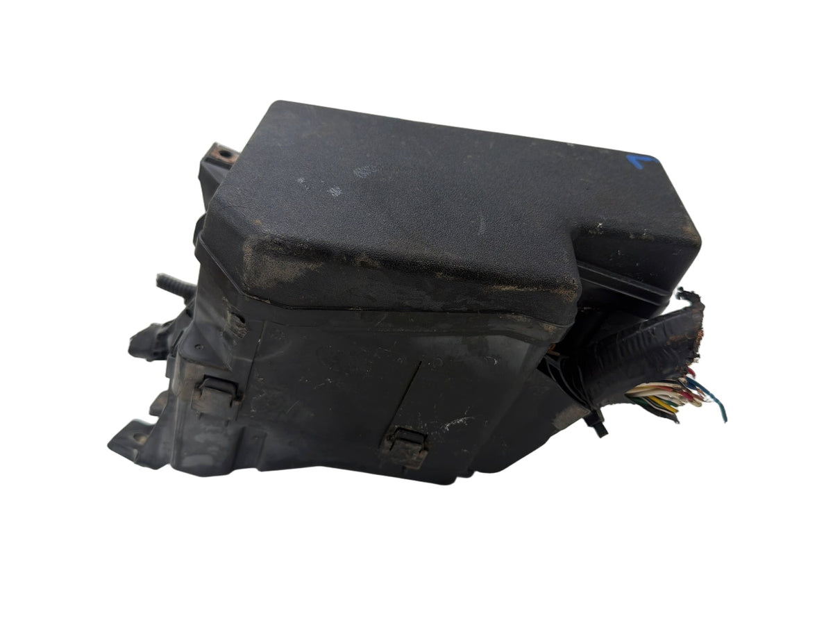 2006-2012 Toyota RAV4 Left Side Engine Fuse Relay Box Module 82662-42180 OEM