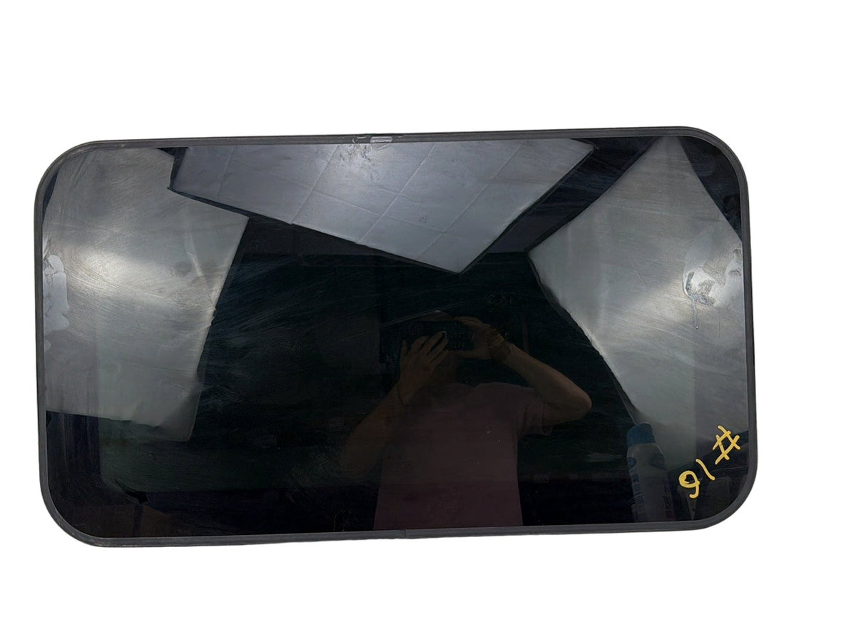 2003-2010 Porsche Cayenne- Sunroof Moonroof Glass Assembly 7L0877055 OEM
