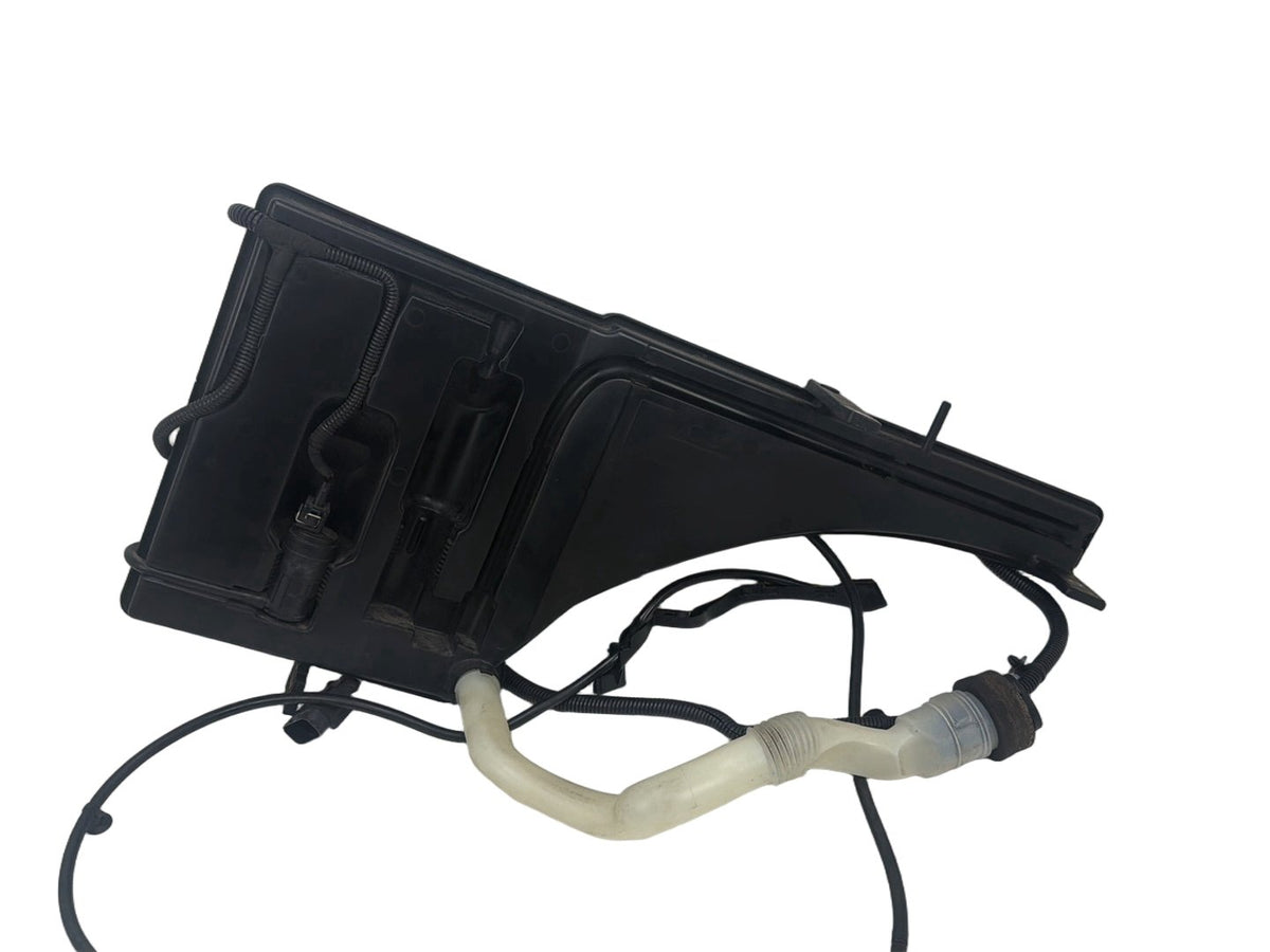 2014-2019 Maserati Ghibli III M157 Windshield Washer Reservoir Bottle Tank OEM
