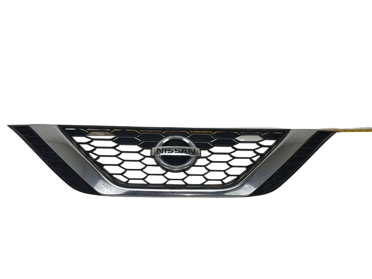 2017-2019 Nissan Sentra B17-Front Bumper Radiator Support Cover Grille 62310-3YU0D OEM