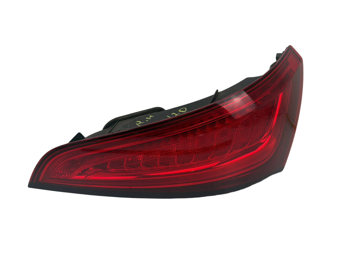 2013-2017 Audi Q5 Rear Right Passenger Side LED Tail Light 8R0945094D OEM