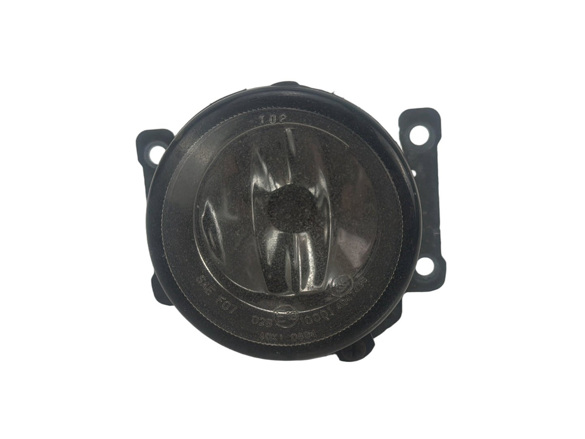 2008-2011 Mitsubishi Outlander Front Left or Right Side Fog Light A047436 OEM