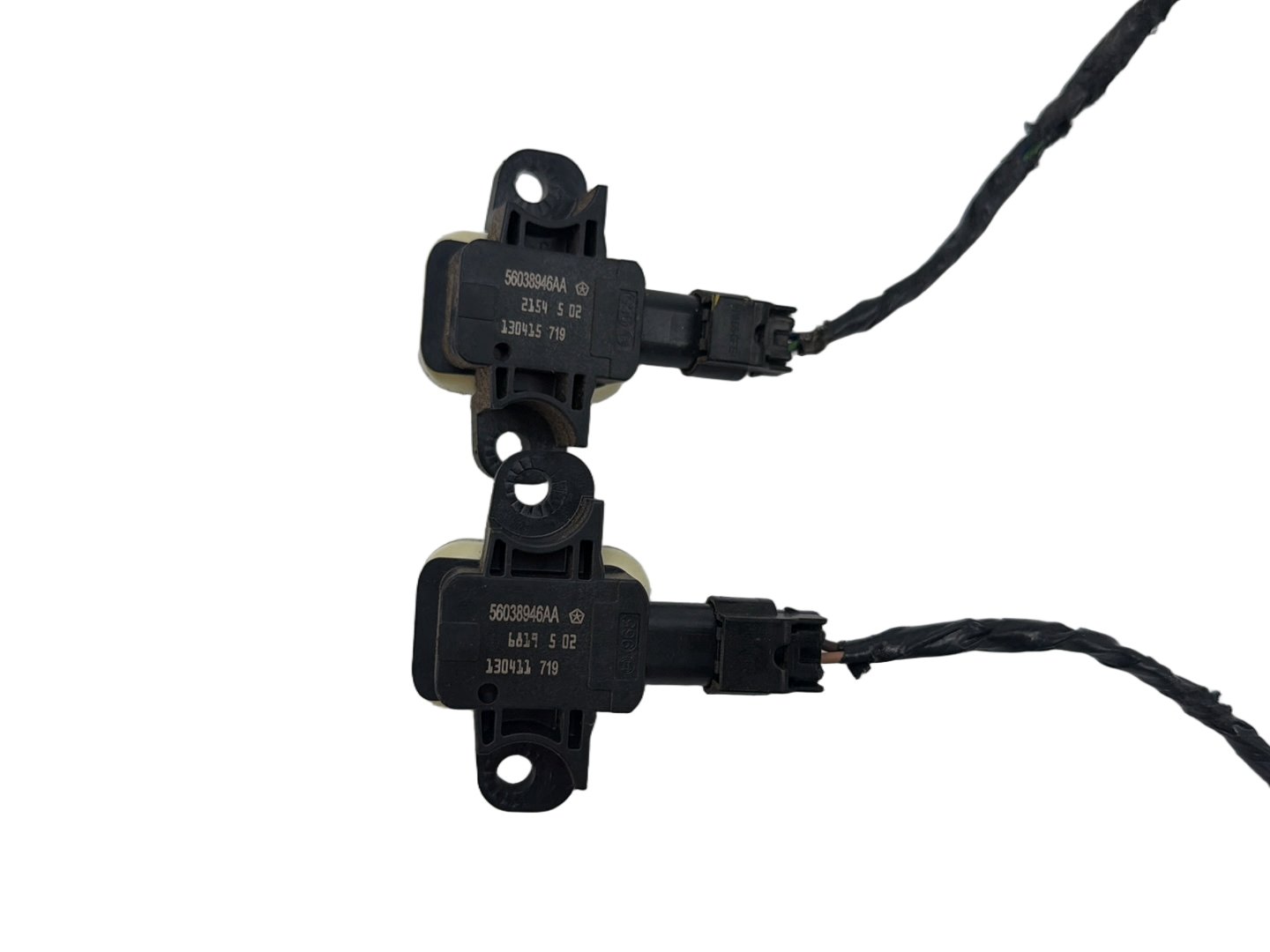 2013-2018 Ram 1500 Passive Keyless Entry Proximity Sensor Antenna 56038946AA OEM