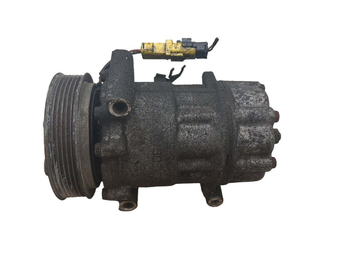 2009-2015 MINI Cooper R56 A/C Compressor 2758433 OEM