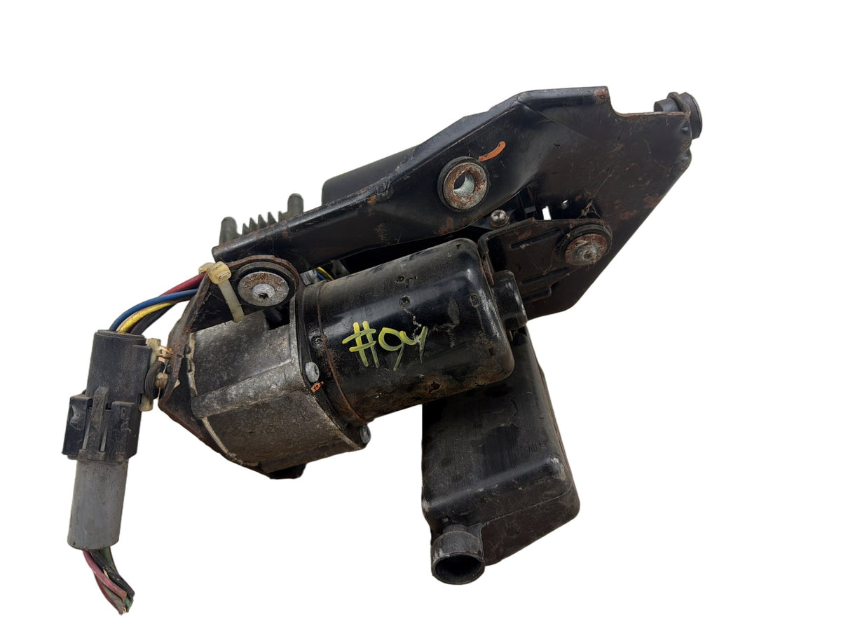 2003-2006 Lincoln Navigator U228 Air Ride Suspension Compressor Pump OEM