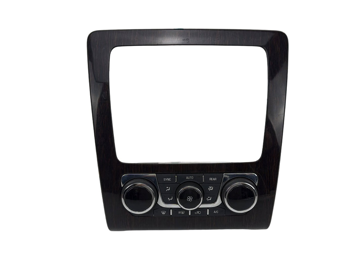 2013-2017 Chevrolet Traverse Radio Bezel Trim A/C Heater Climate Control OEM