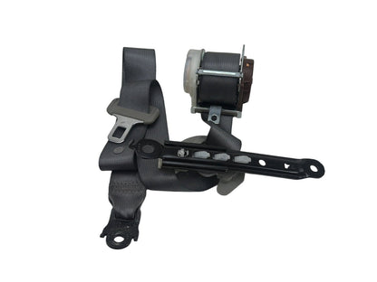 2015-2020 Toyota Sienna 2nd Row Rear Right Side Outer Seat Belt Retractor OEM