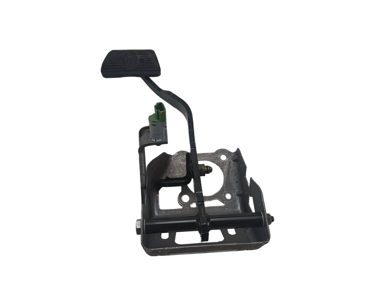 2014-2017 Maserati Ghibli III M157 Pedal Brake Stop Foot With Pad Bracket OEM