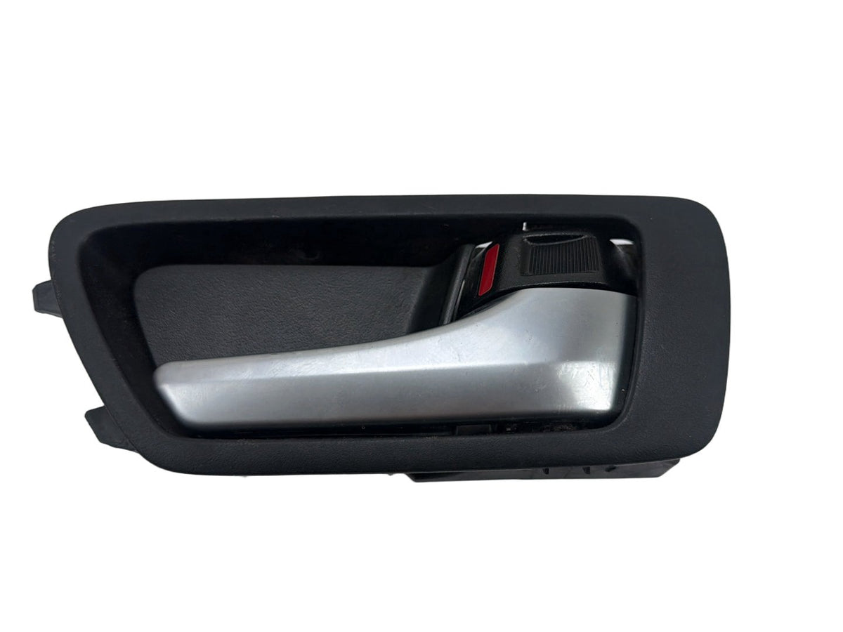 2012-2017 Toyota Camry Front Right Passenger Side Interior Door Handle OEM