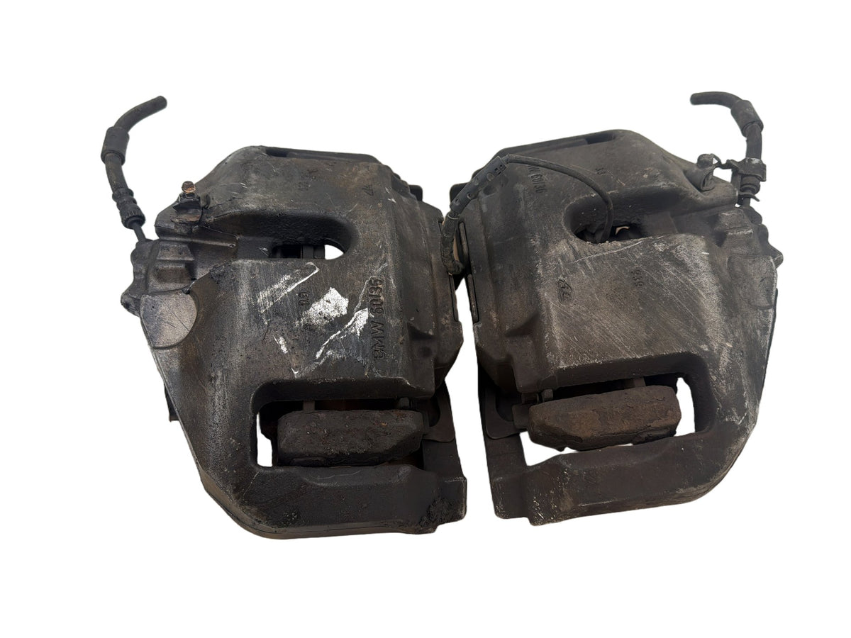 2014-2016 BMW 550i 4.4L Front Left & Right Side Brake Caliper Pair OEM