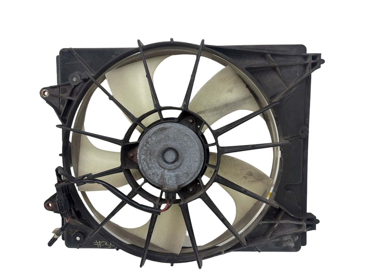 2011-2017 Honda Odyssey Engine Radiator Cooling Fan Motor Assembly OEM
