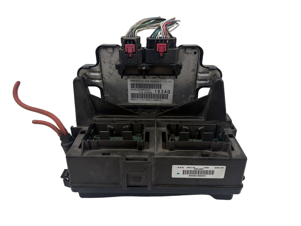2008-2009 Jeep Grand Cherokee Fuse Box Relay Panel Body Module P04692163AG OEM