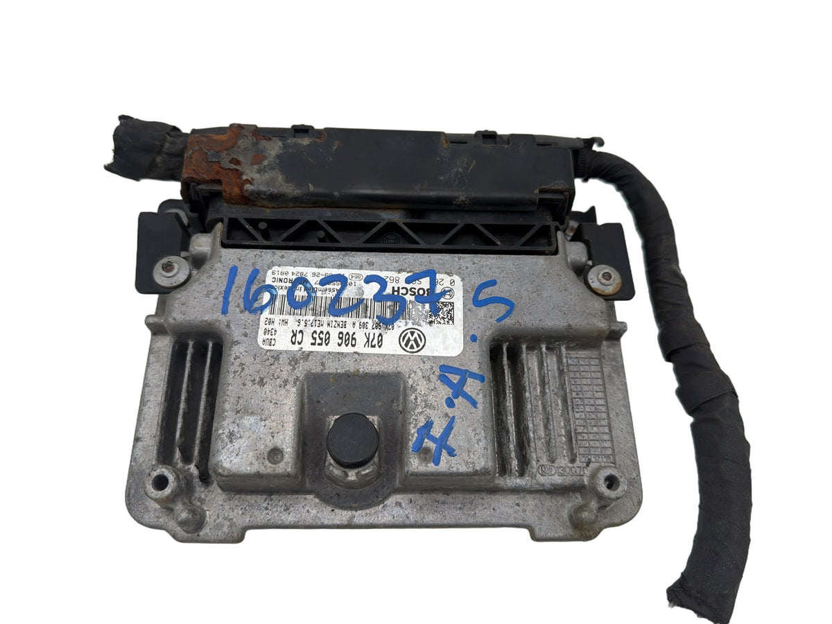 2013-2014 Volkswagen Passat 2.5L Engine Control Module 07K906055CR OEM
