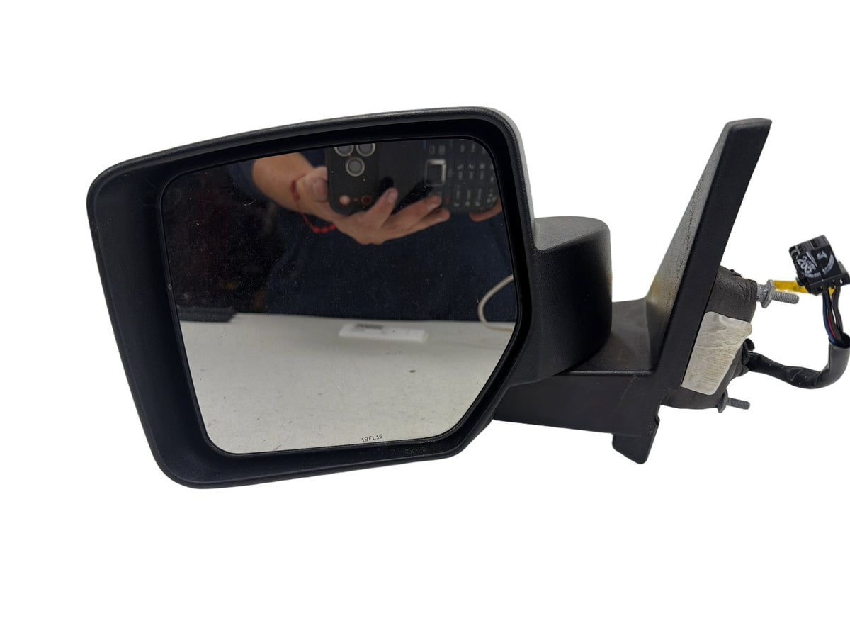 2010-2017 Jeep Patriot Left Driver Side View Door Mirror E13021271 OEM