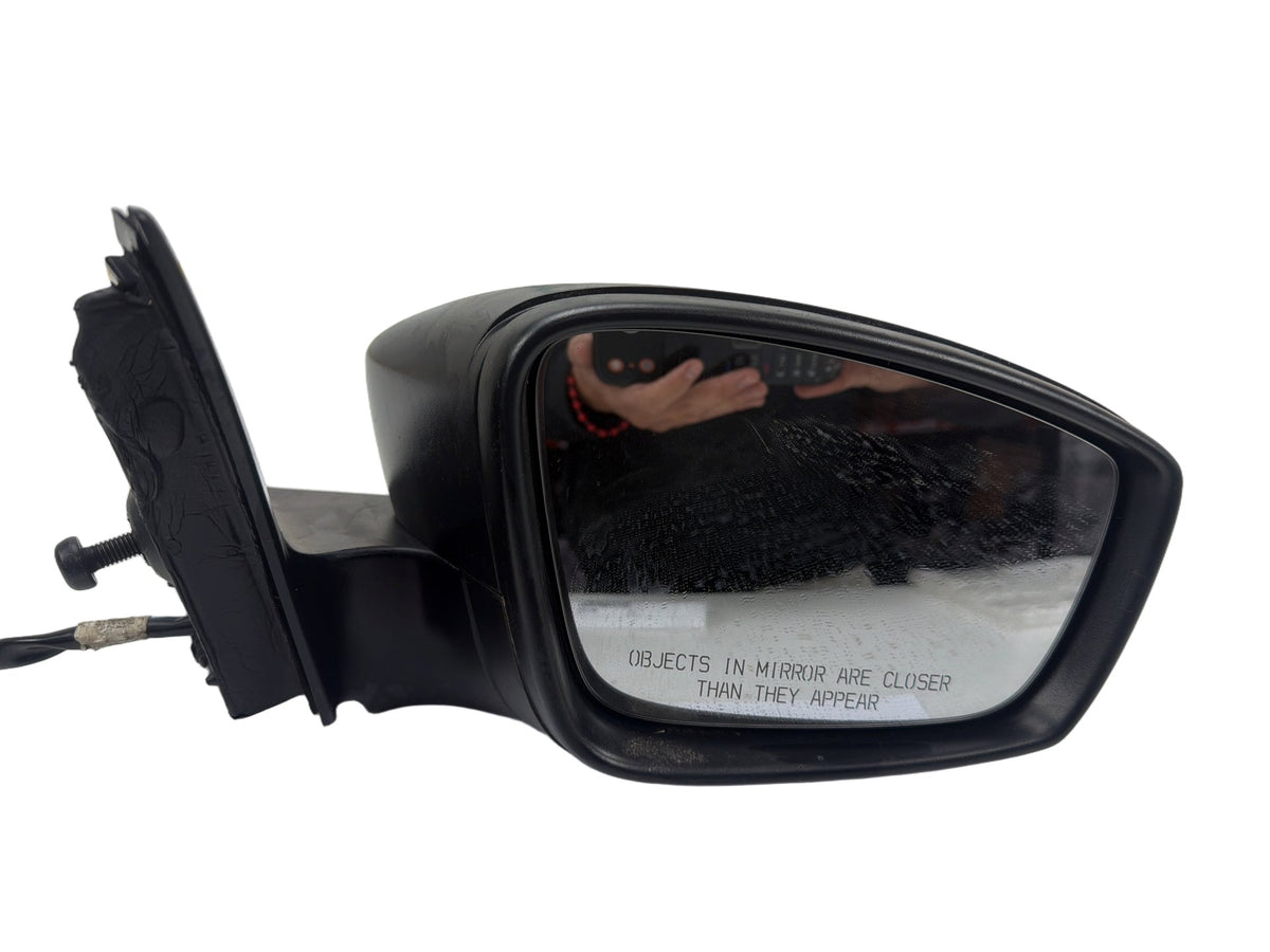 2017-2018 Volkswagen Jetta Front Right Passenger Side View Door Mirror OEM