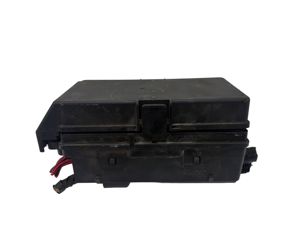 2006 Chevrolet Malibu Engine Fuse Relay Box 13551880 OEM
