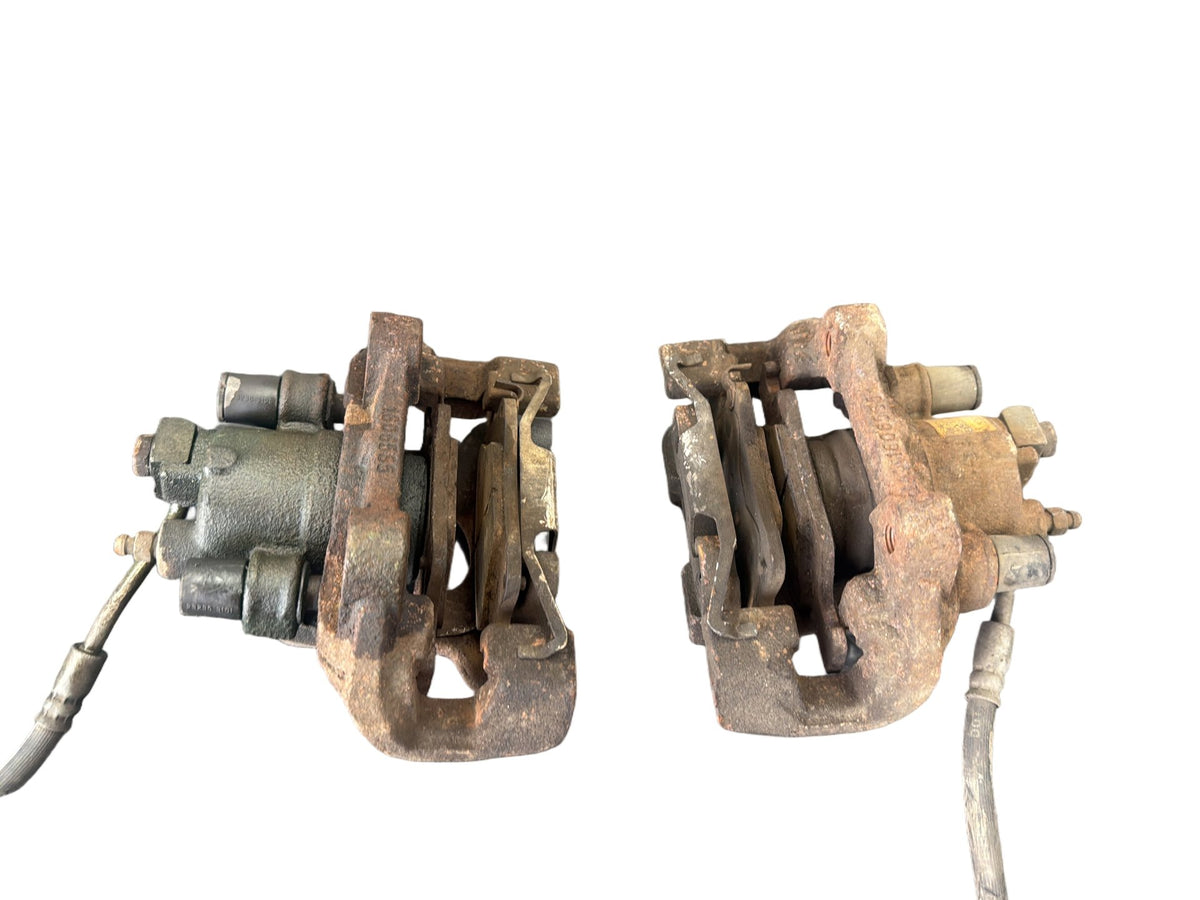 2012-2015 Jeep Grand Cherokee Rear Left & Right Brake Calipers Brackets Set OEM