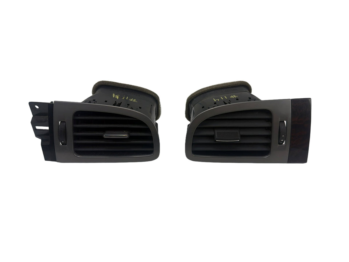 2007-2014 GMC Sierra 1500 Left & Right Side Dash A/C Air Vent 15897760 OEM