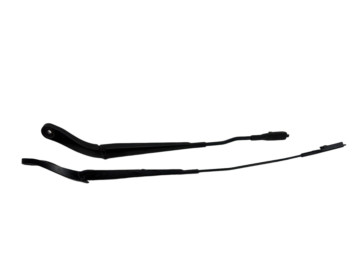2013-2018 Ford C-Max-Front Left & Right Windshield Wiper Arms DM51-17B589-AA OEM