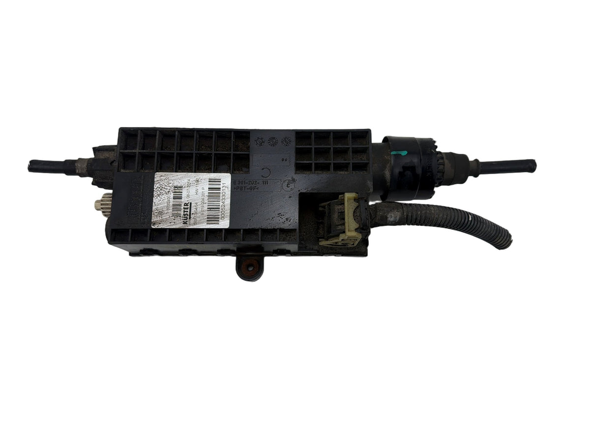 2014-2016 Maserati Quattroporte 156 Park Brake Actuator Module 670030076 OEM