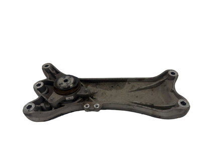 2014-2020 Maserati Quattroporte Engine Mount Support Bracket 670003632 OEM
