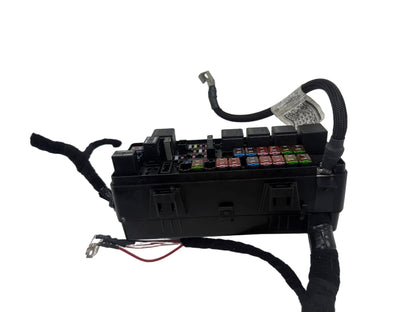 2014-2017 Maserati Ghibli Rear Trunk Fuse Relay Box 670008598 OEM