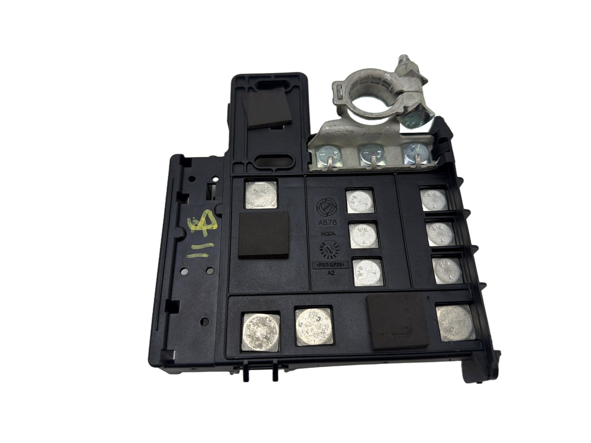 2014-2020 Maserati Ghibli M157 Positive Battery Terminal Fuse Relay Box OEM