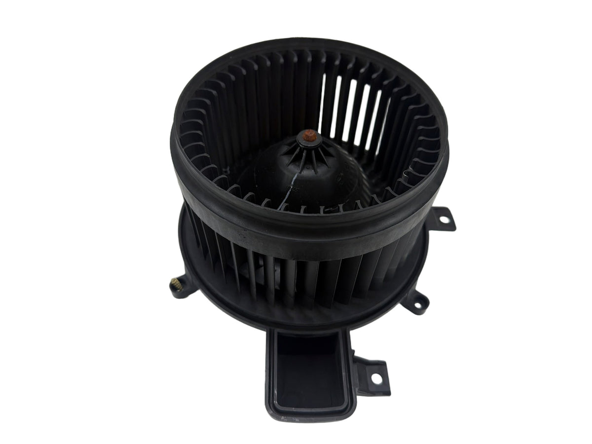 2014-2017 Maserati Ghibli Heater Blower Motor Fan 0701132570 OEM