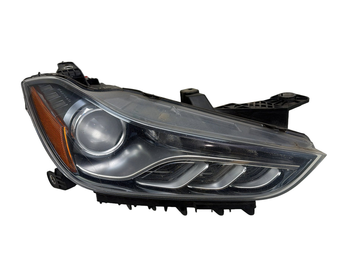 2014-2017 Maserati Ghibli Front Right Passenger Side Headlight 00670005473 OEM