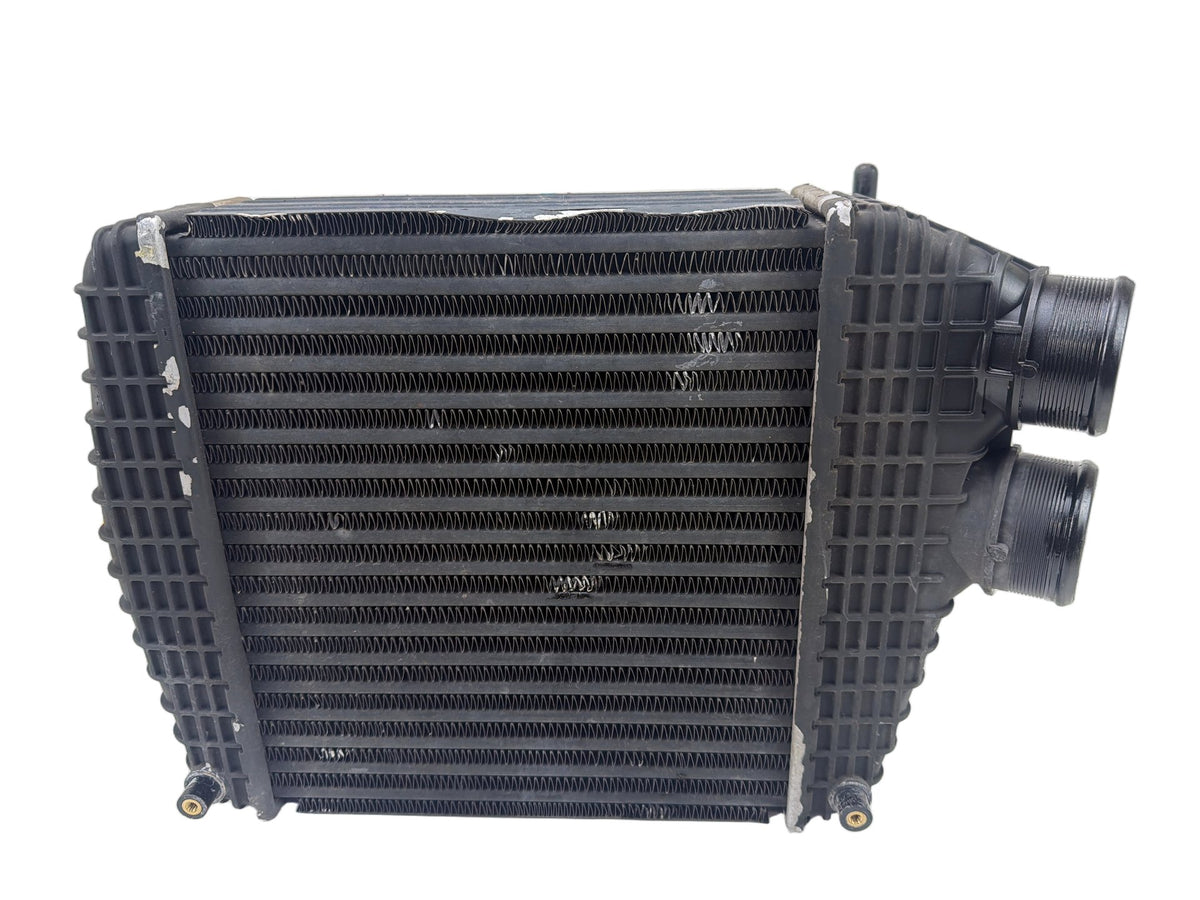 2014-2017 Maserati Ghibli Right Intercooler Radiator 16474840 OEM