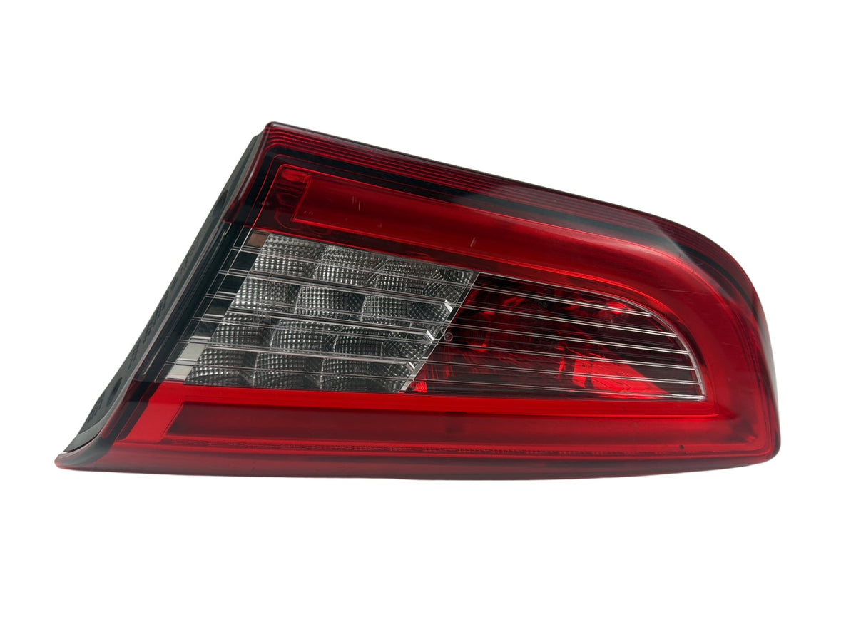 2014-2017 Maserati Ghibli Rear Right Trunk Lid Inner Tail Light 06700046630 OEM