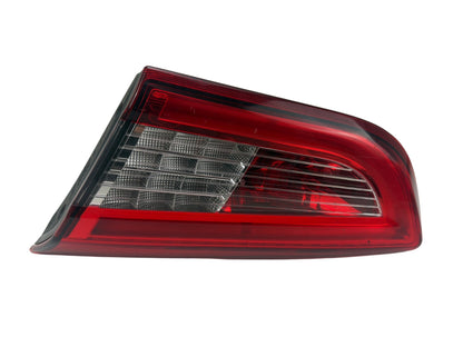 2014-2017 Maserati Ghibli Rear Right Trunk Lid Inner Tail Light 06700046630 OEM